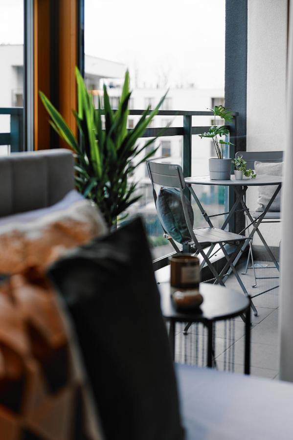 Przytulny Greenwall Apartment *
