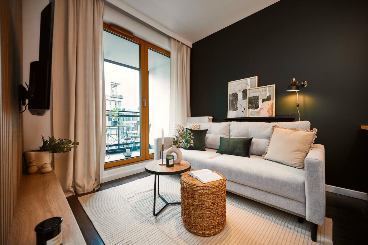 Przytulny Greenwall Apartment *